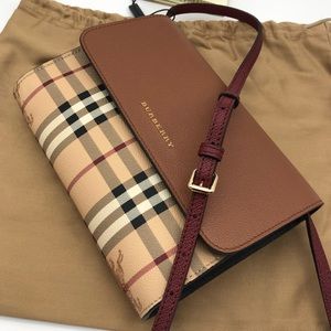Buberry Haymarket Small Loxley crossbody